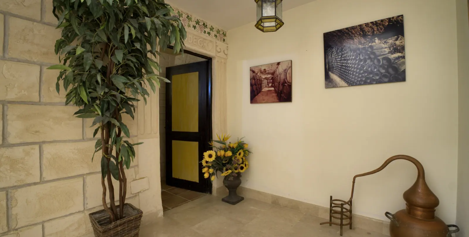 Long-term rent of detached villa in Bahía de Marbella 30