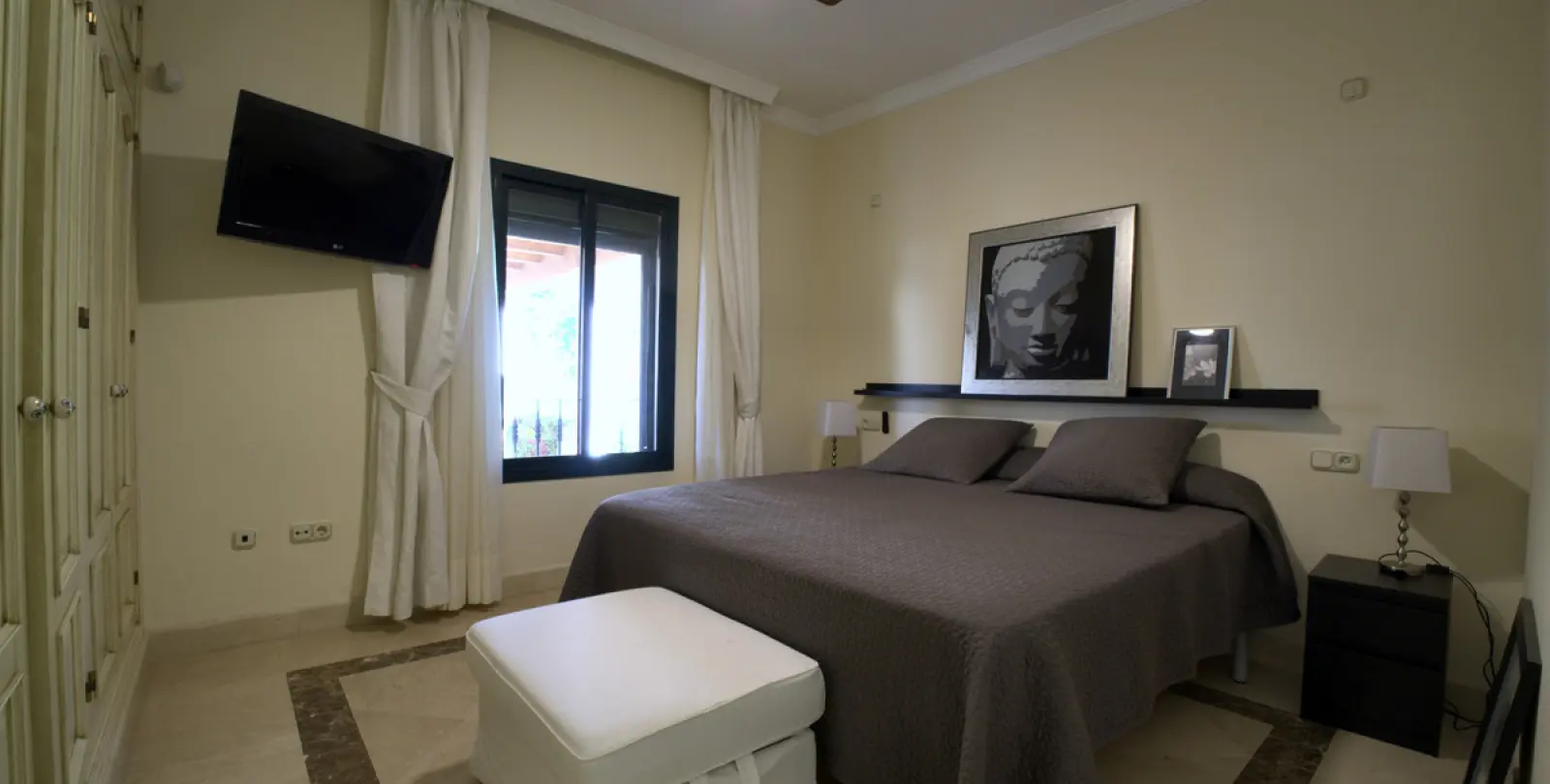 Long-term rent of detached villa in Bahía de Marbella 48