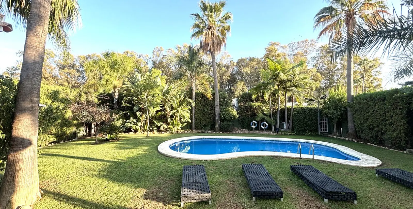 Alquiler a largo plazo de villa independiente en San Pedro de Alcántara 14