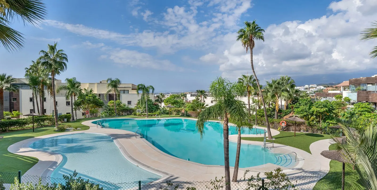 Venta de apartamento en planta baja en Los Flamingos 1
