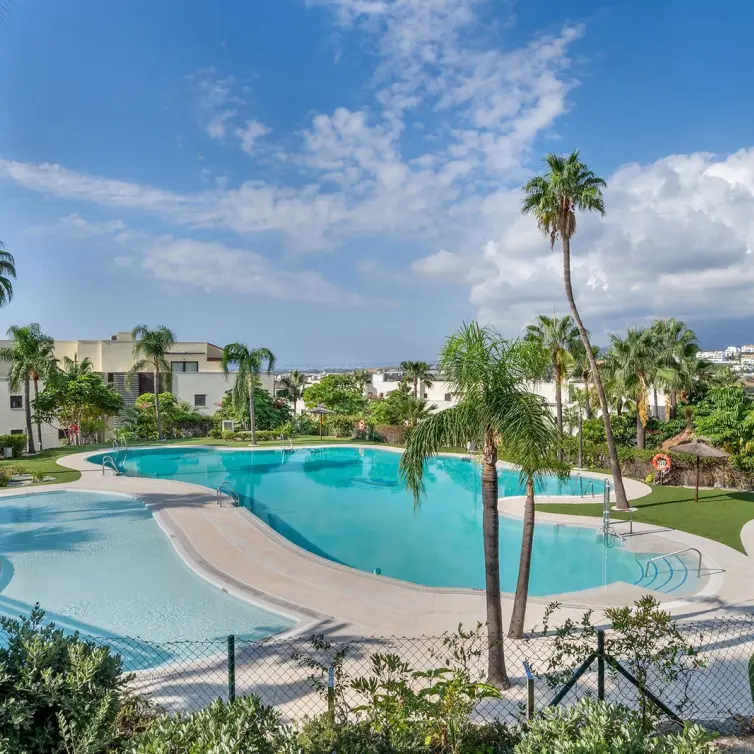 Venta de apartamento en planta baja en Los Flamingos