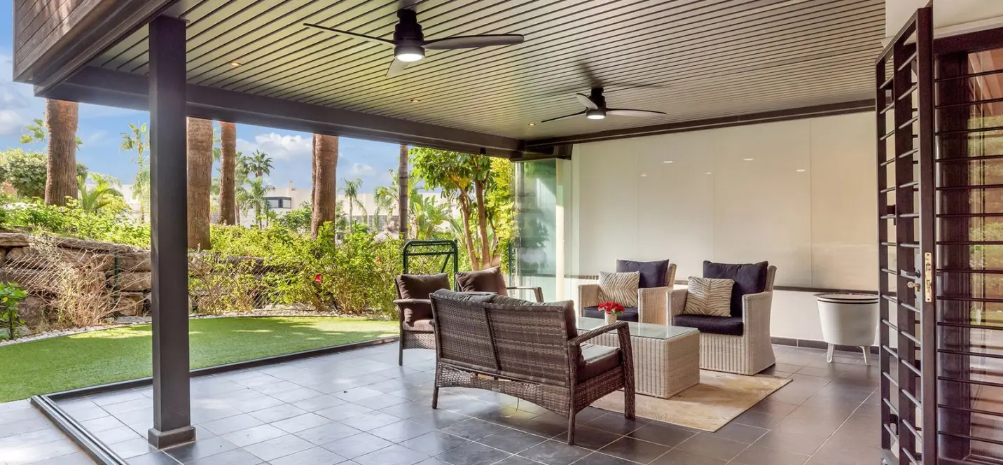 Venta de apartamento en planta baja en Los Flamingos 2