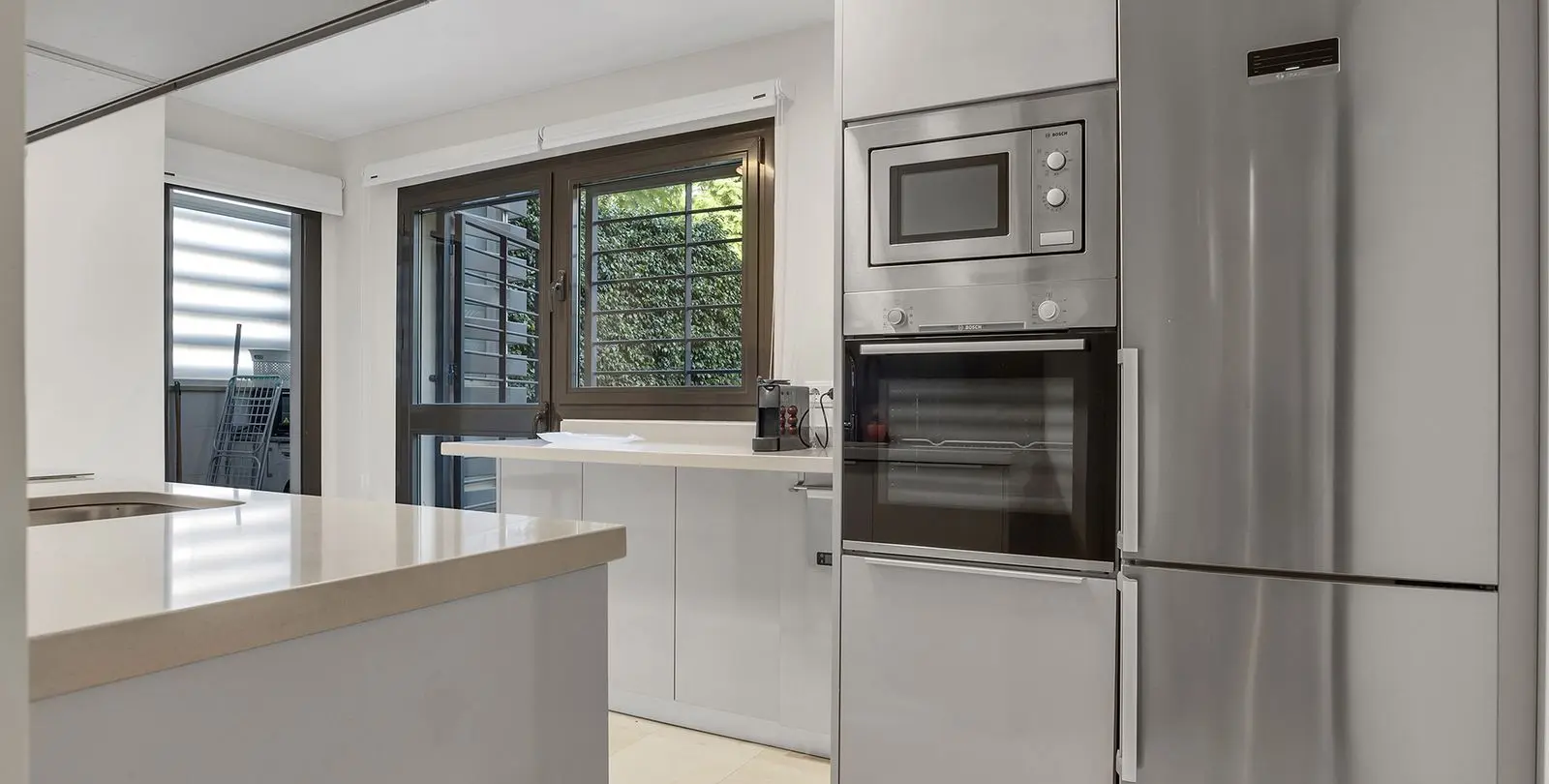 Venta de apartamento en planta baja en Los Flamingos 12