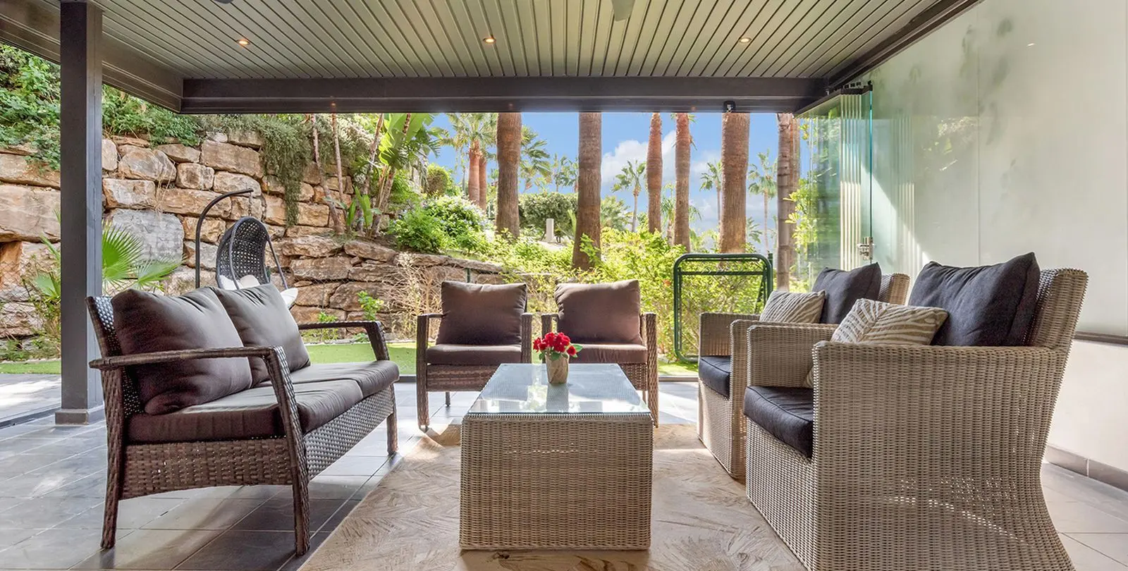 Venta de apartamento en planta baja en Los Flamingos 23