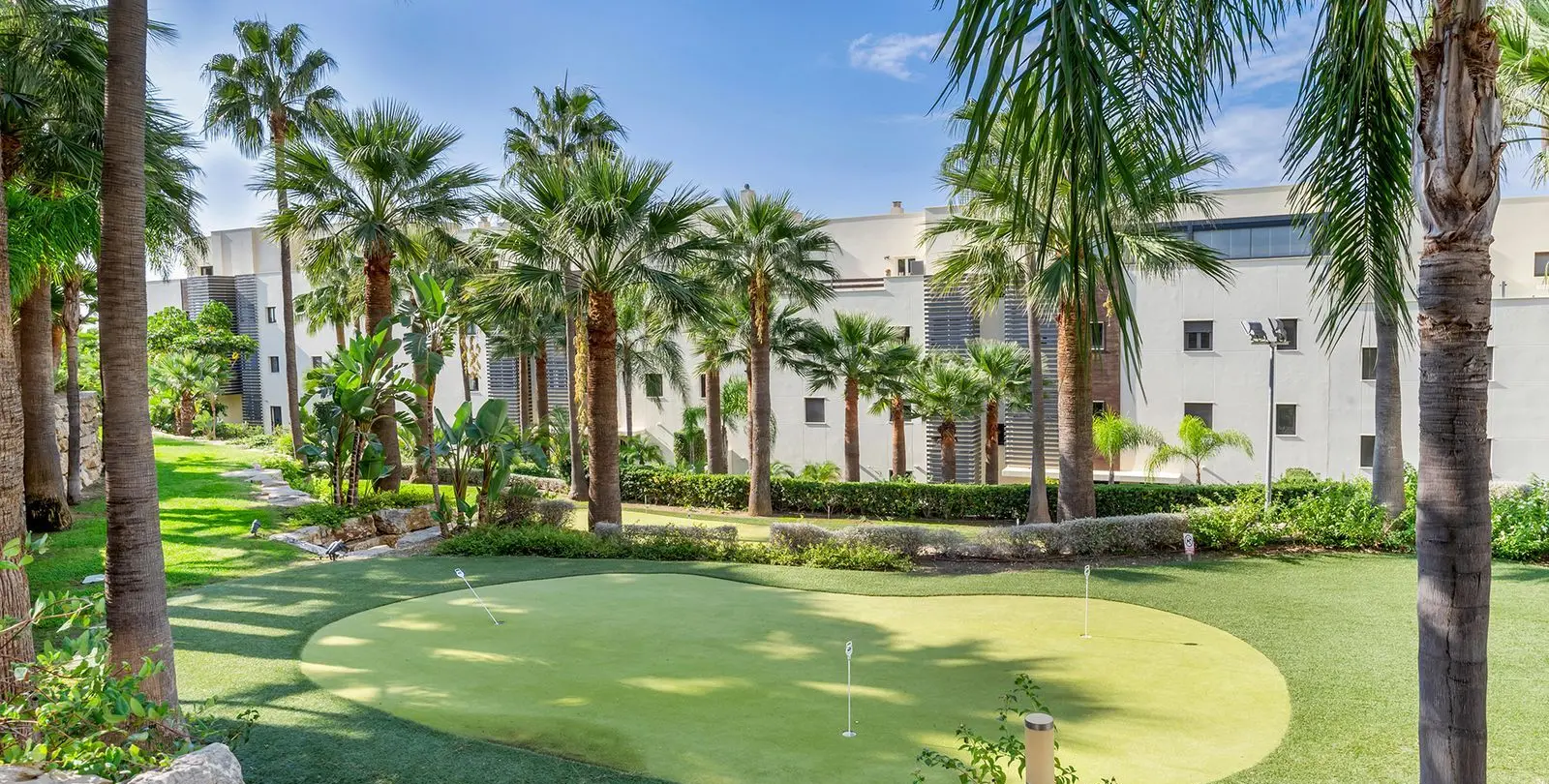 Venta de apartamento en planta baja en Los Flamingos 35