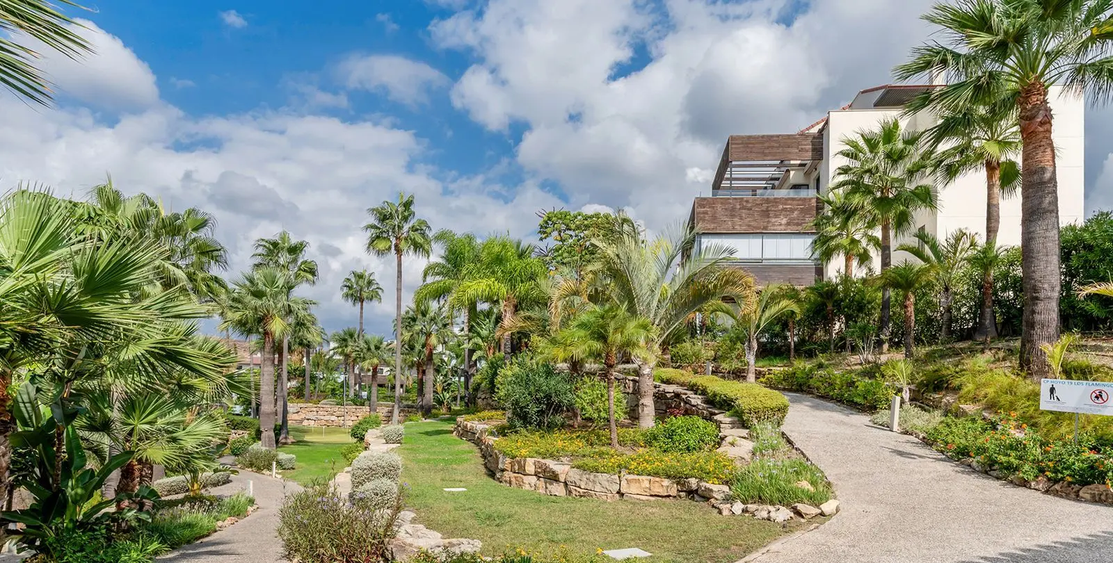 Venta de apartamento en planta baja en Los Flamingos 38
