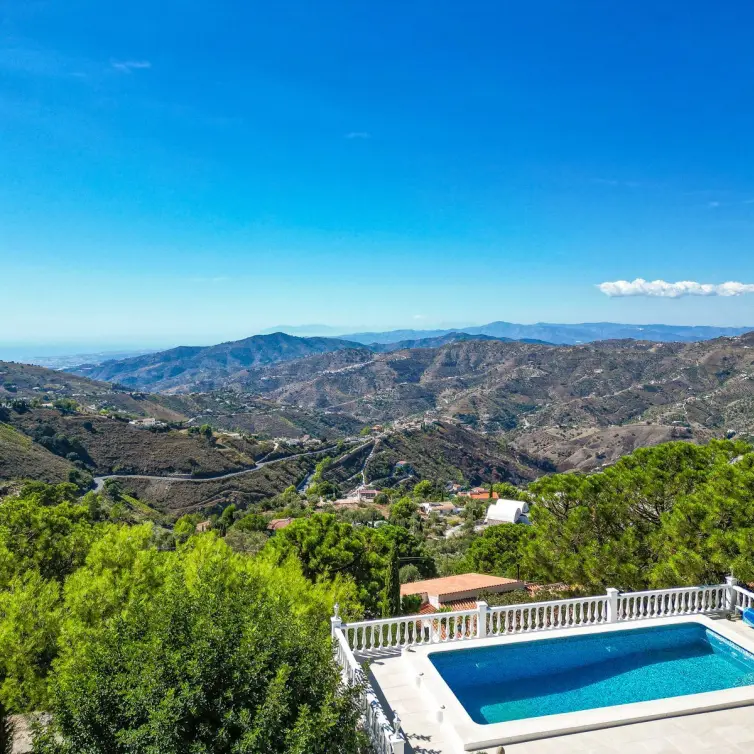 Venta de villa independiente en Cómpeta
