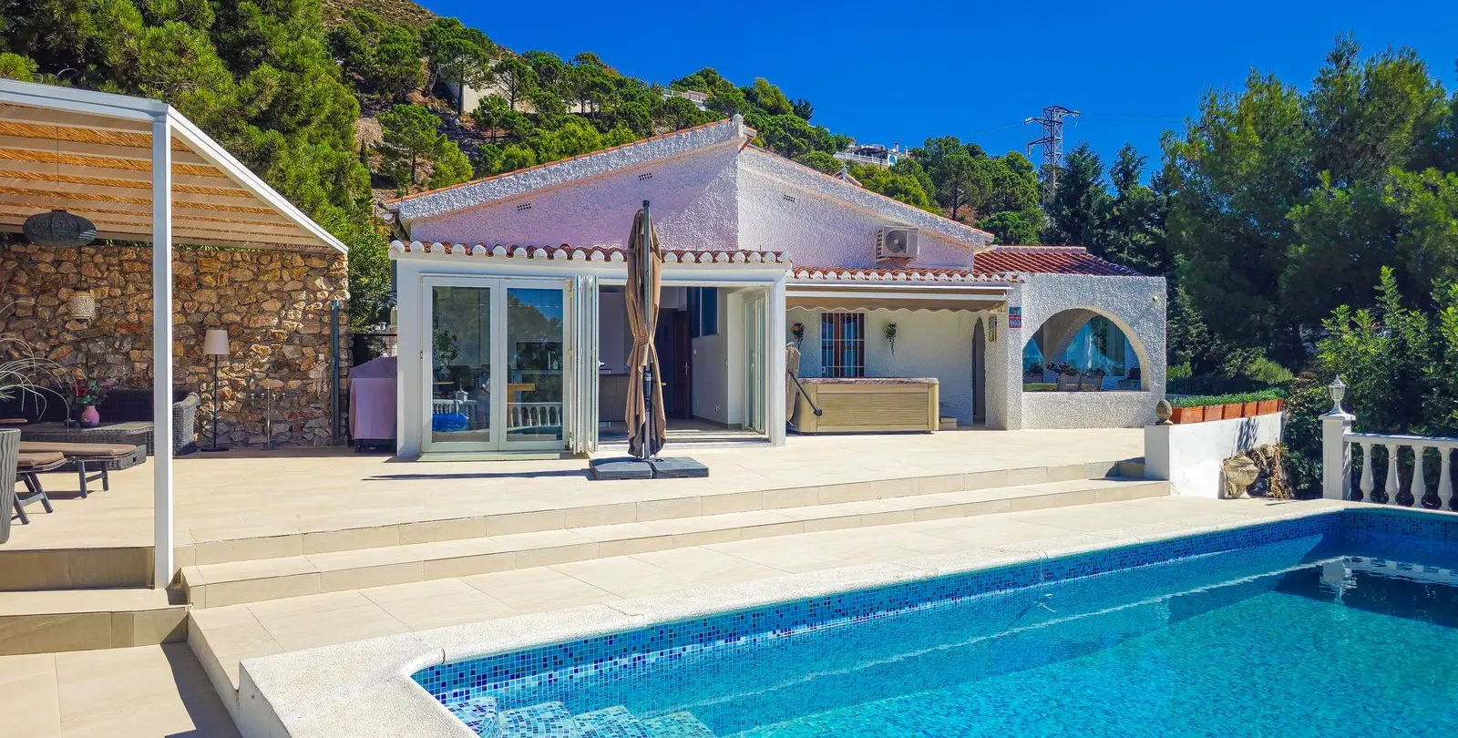 Venta de villa independiente en Cómpeta 4