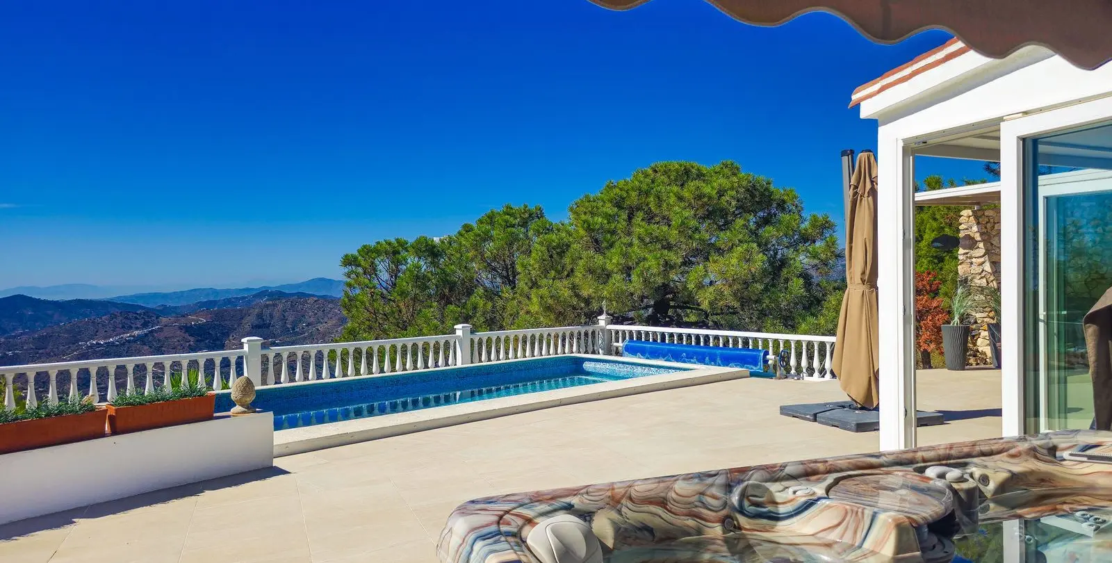 Venta de villa independiente en Cómpeta 36