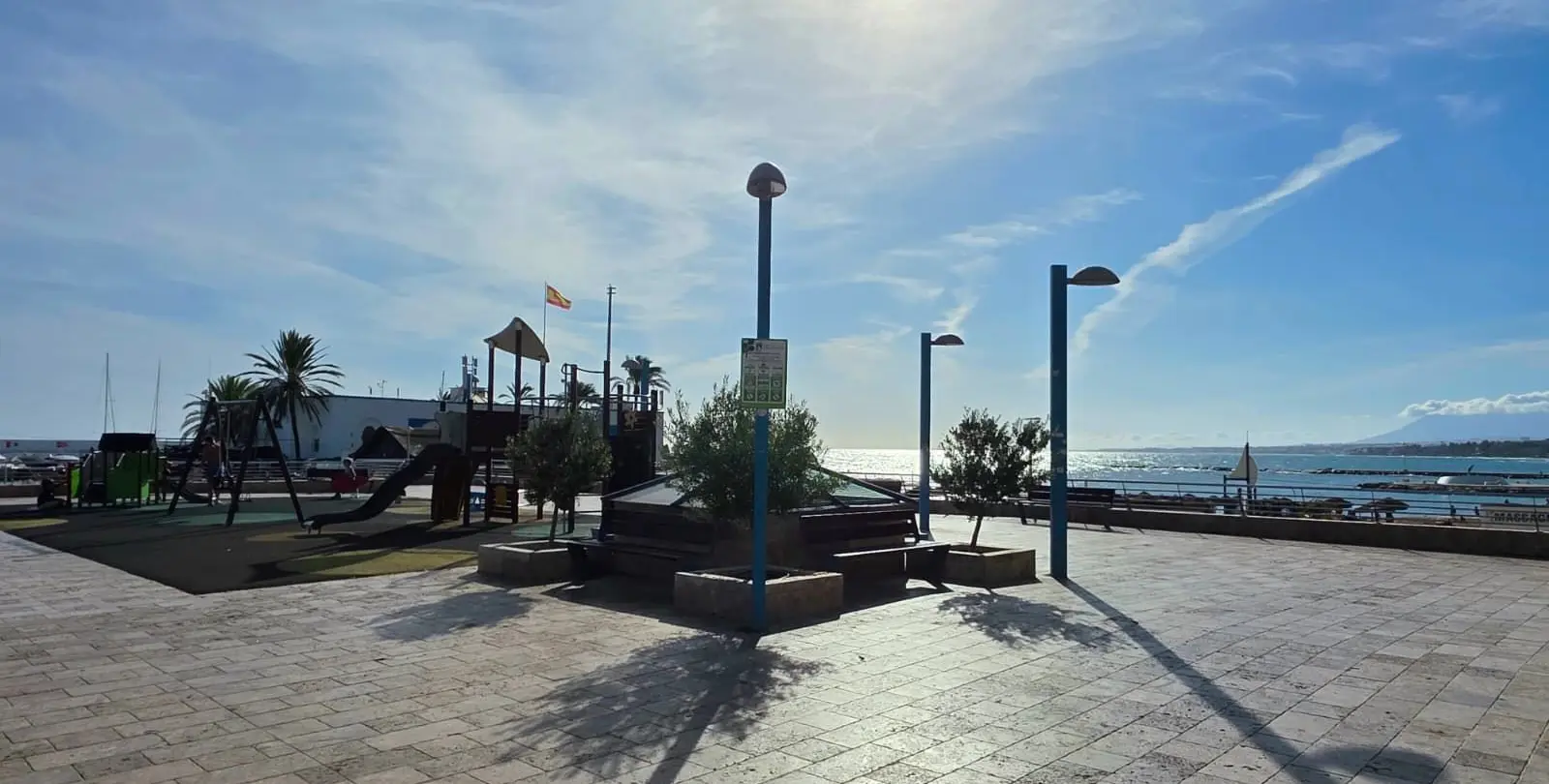 Venta de apartamento en planta media en Marbella 32