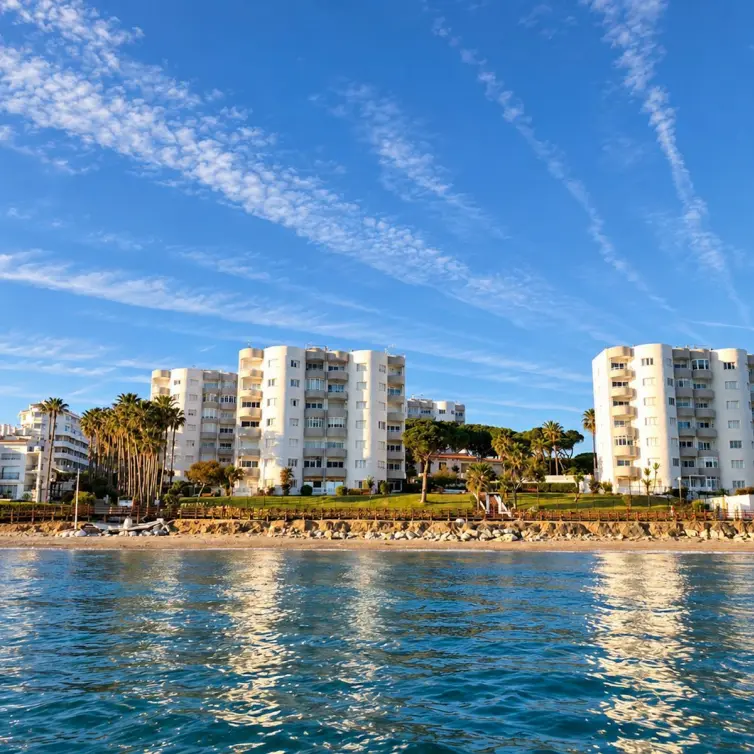 Venta de apartamento en planta baja en Calahonda