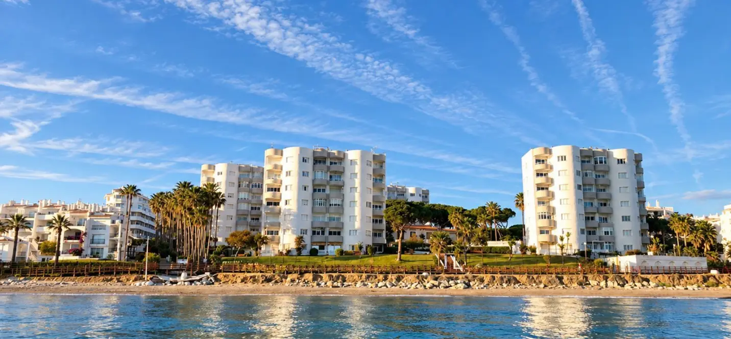 Venta de apartamento en planta baja en Calahonda 1