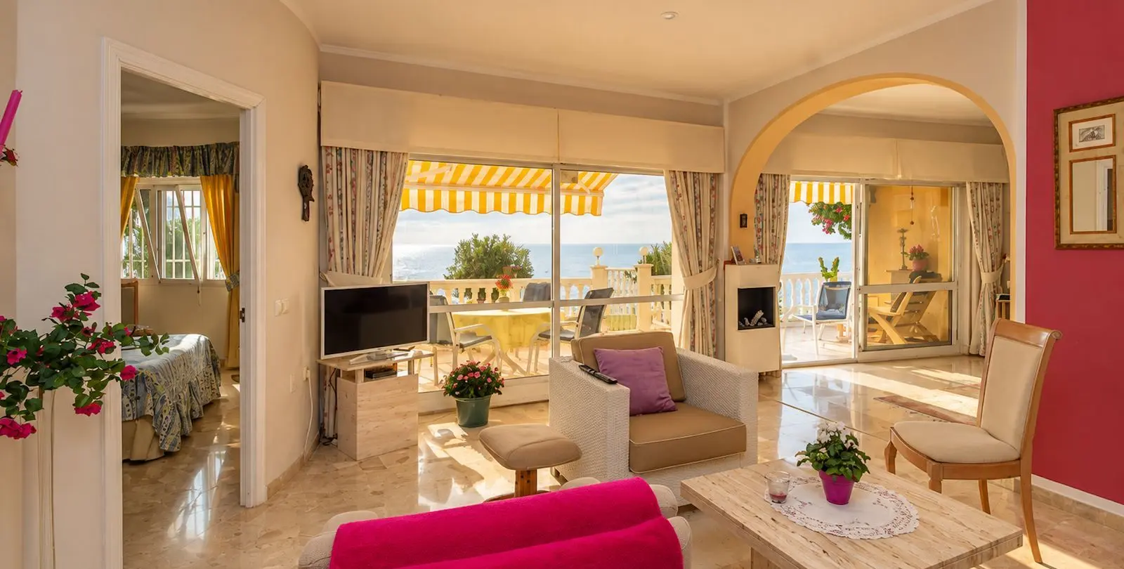 Venta de apartamento en planta baja en Calahonda 4