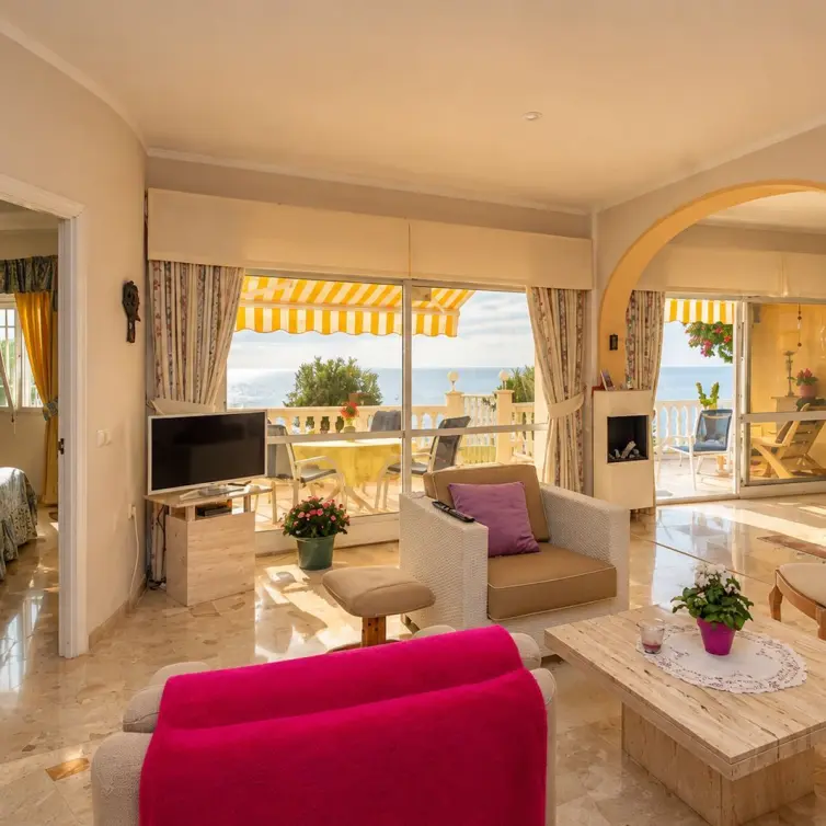 Venta de apartamento en planta baja en Calahonda