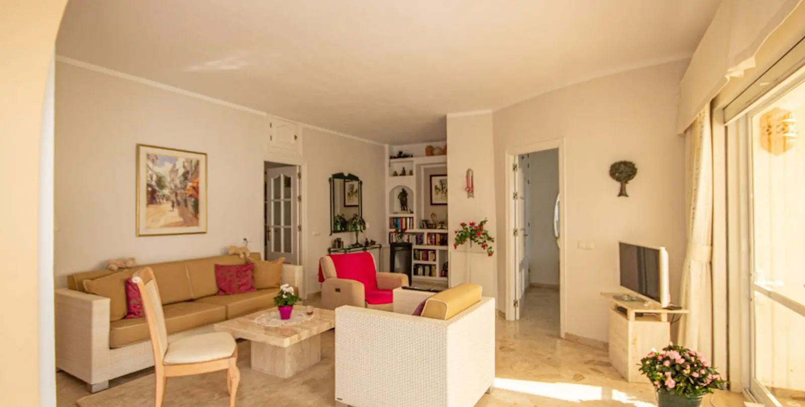 Venta de apartamento en planta baja en Calahonda 18