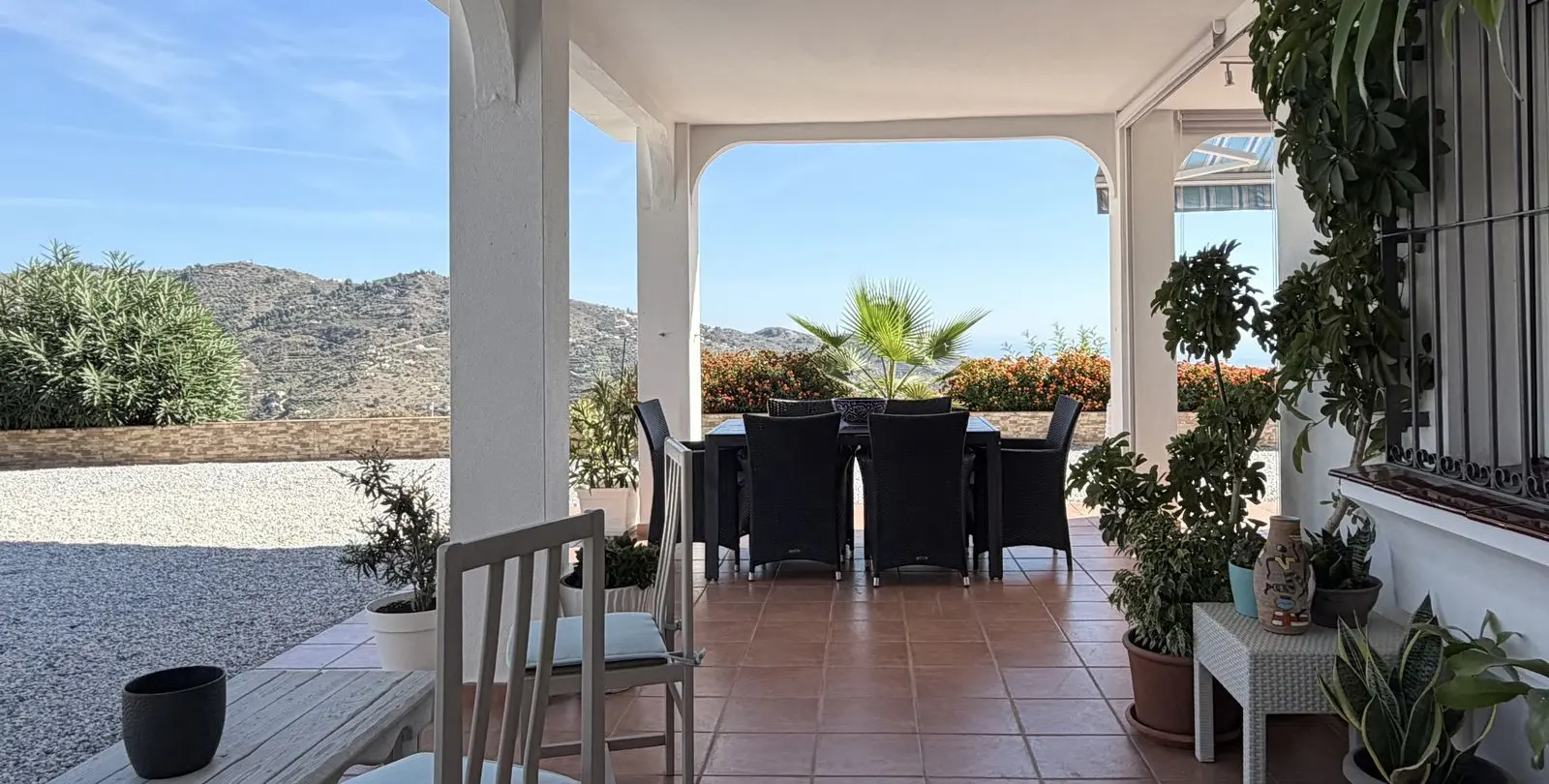 Venta de finca - cortijo en Sayalonga 32