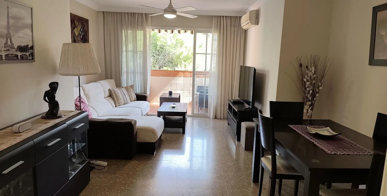 Venta de apartamento en planta baja en Ciudad Jardín 1