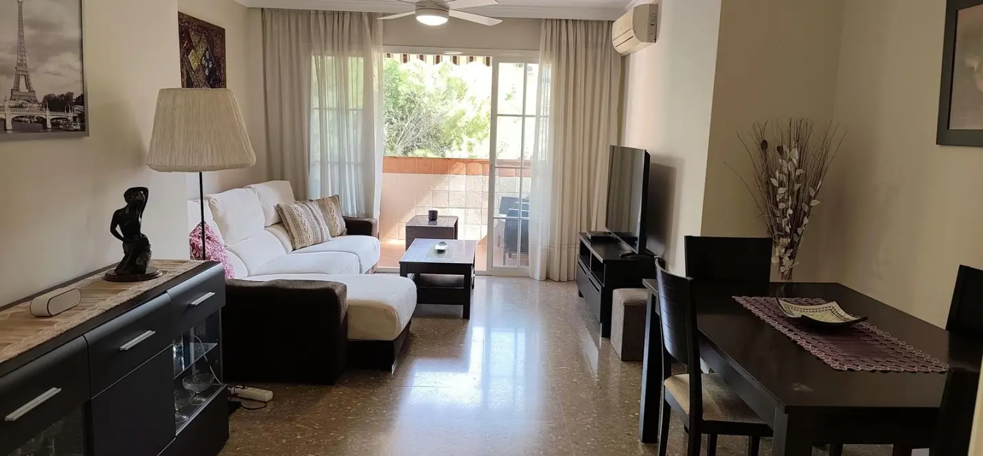 Venta de apartamento en planta baja en Ciudad Jardín 0