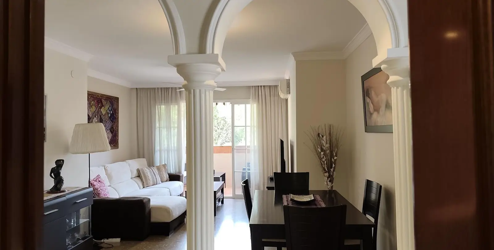 Venta de apartamento en planta baja en Ciudad Jardín 9