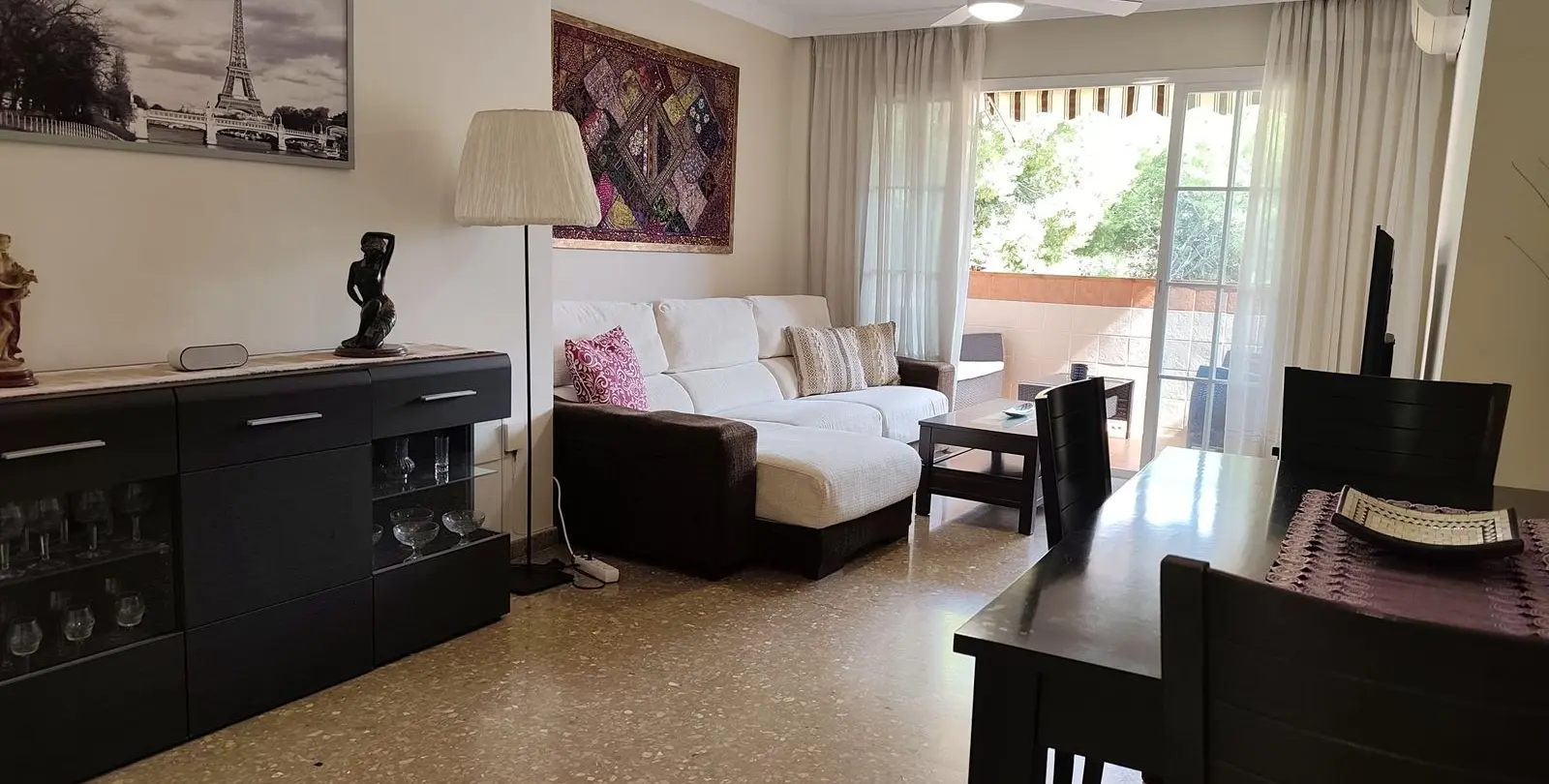 Venta de apartamento en planta baja en Ciudad Jardín 11
