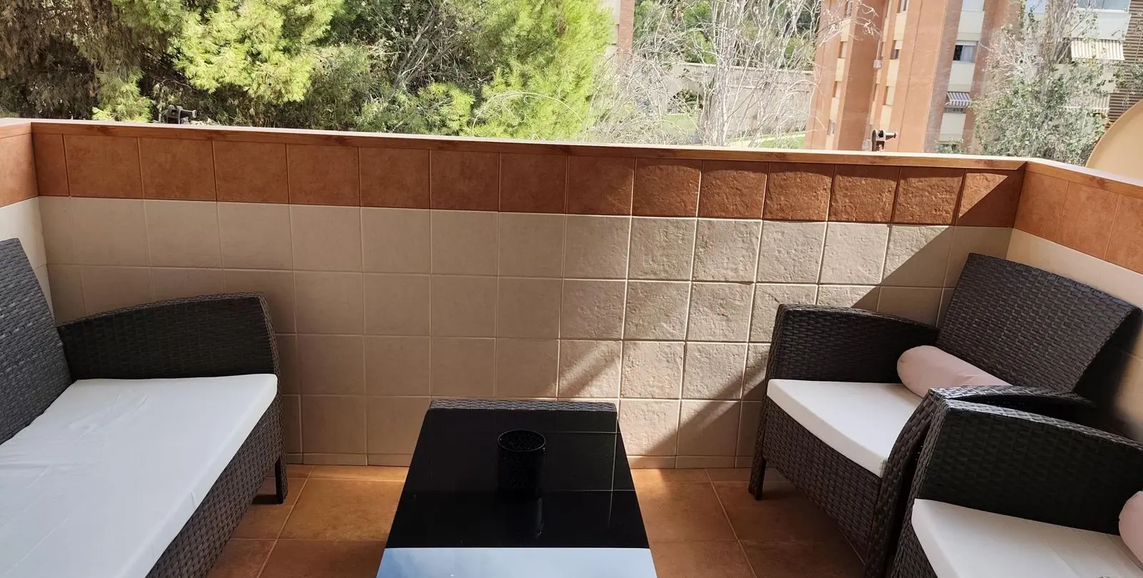 Venta de apartamento en planta baja en Ciudad Jardín 13