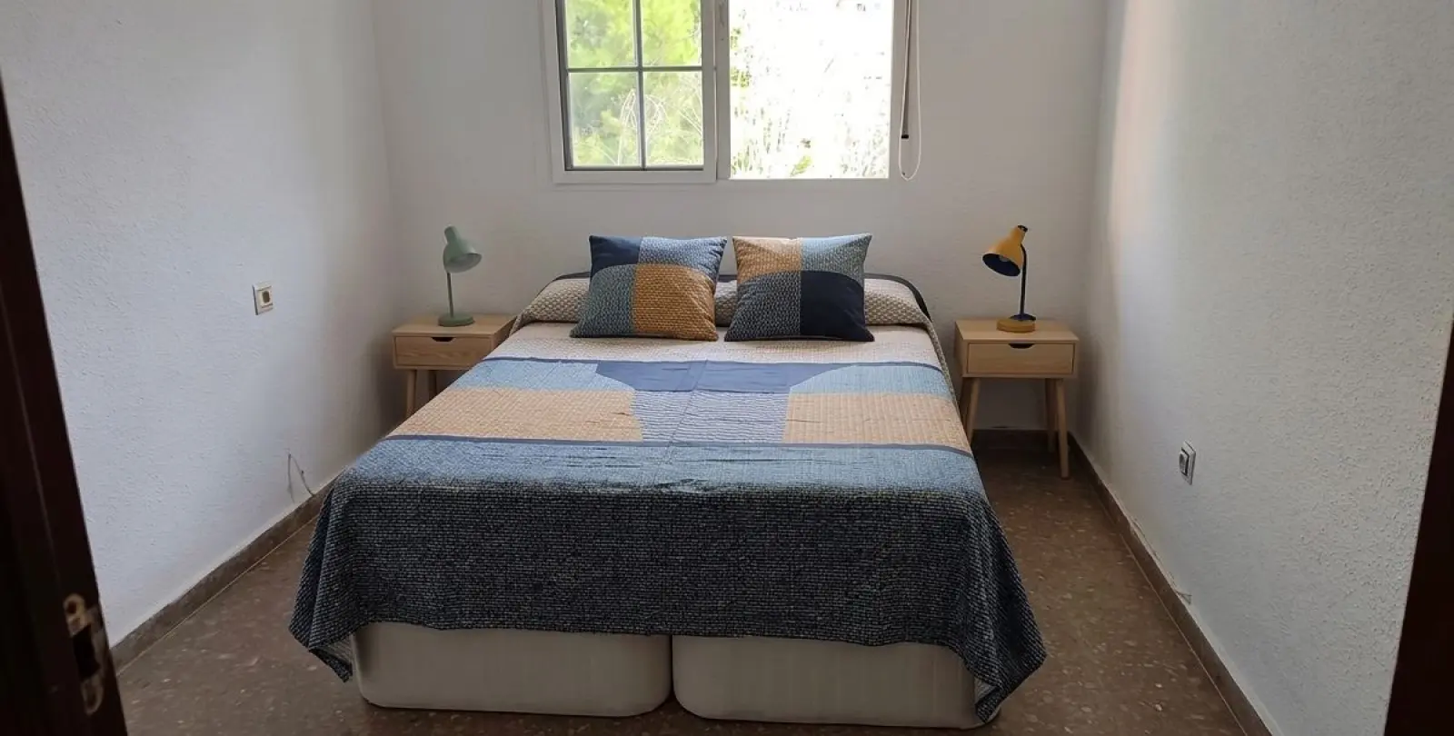 Venta de apartamento en planta baja en Ciudad Jardín 18