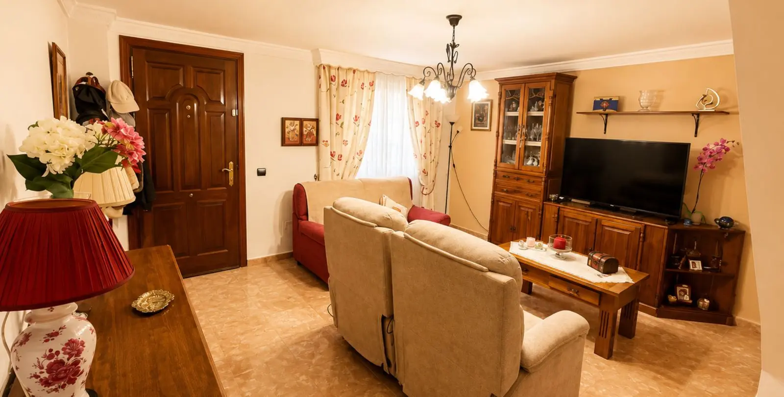Sale of townhouse in Estepona 4