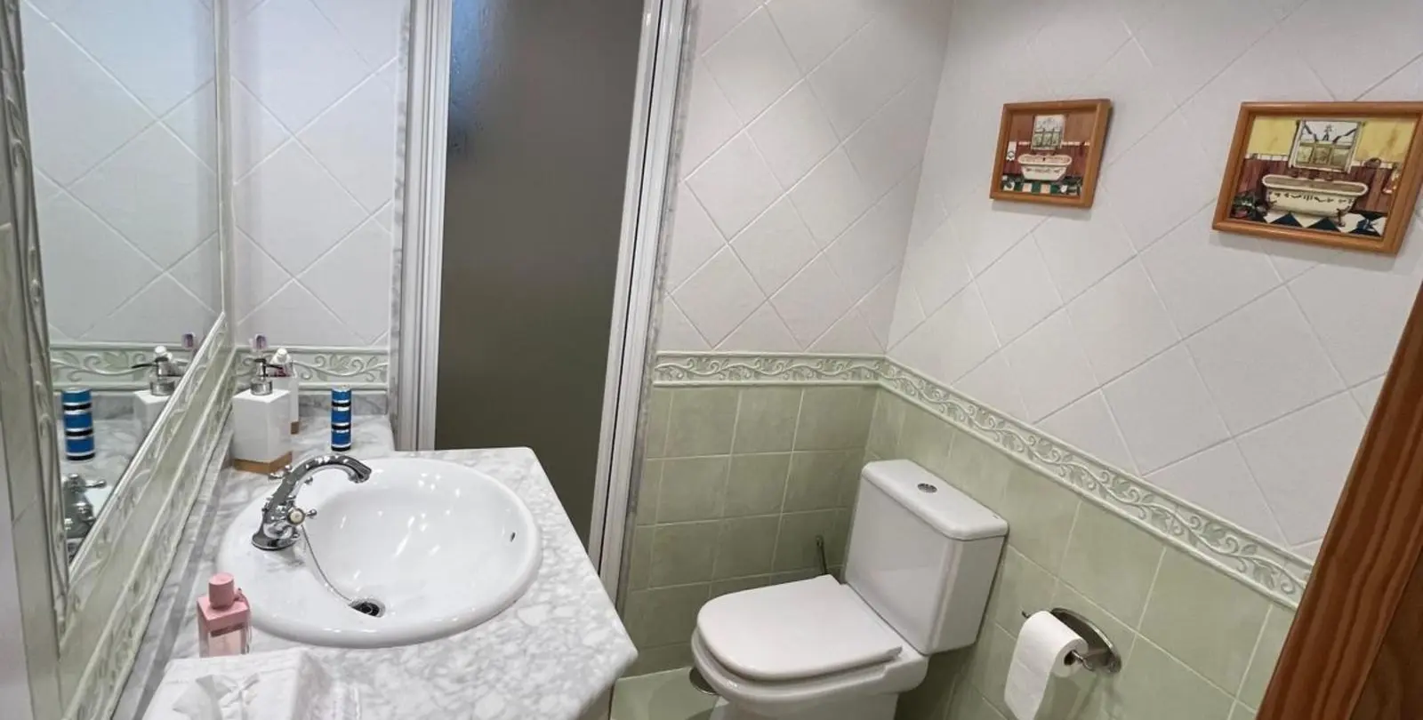 Sale of townhouse in Estepona 10