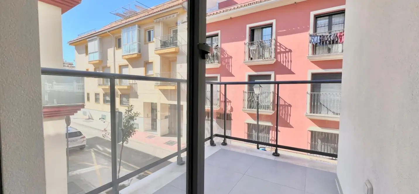 Sale of middle floor apartment in Los Boliches 1