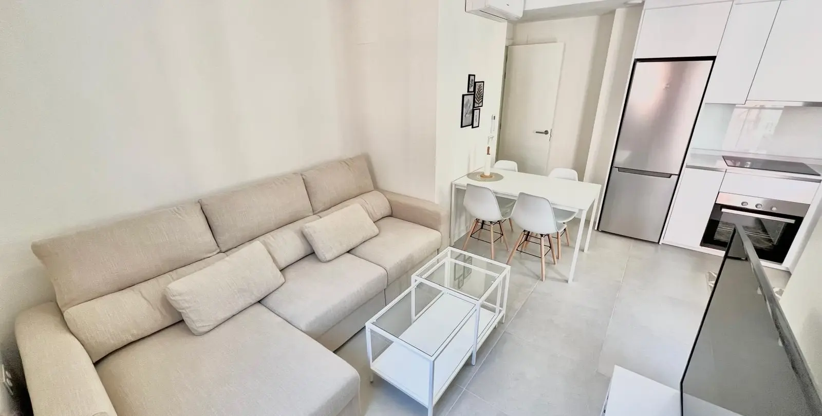 Sale of middle floor apartment in Los Boliches 5