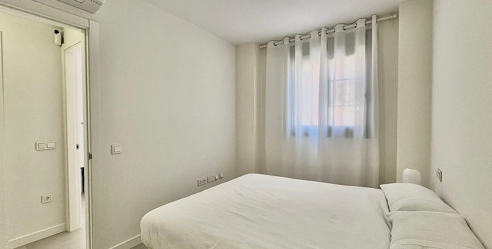 Sale of middle floor apartment in Los Boliches 10