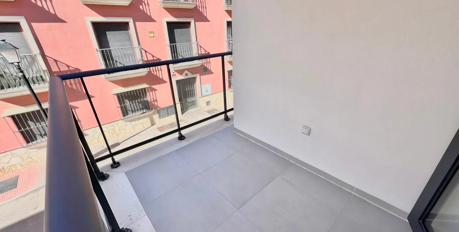 Sale of middle floor apartment in Los Boliches 11