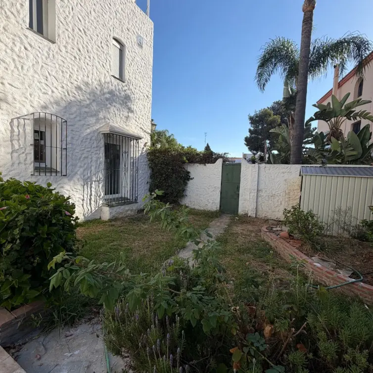 Venta de apartamento en planta baja en El Paraiso