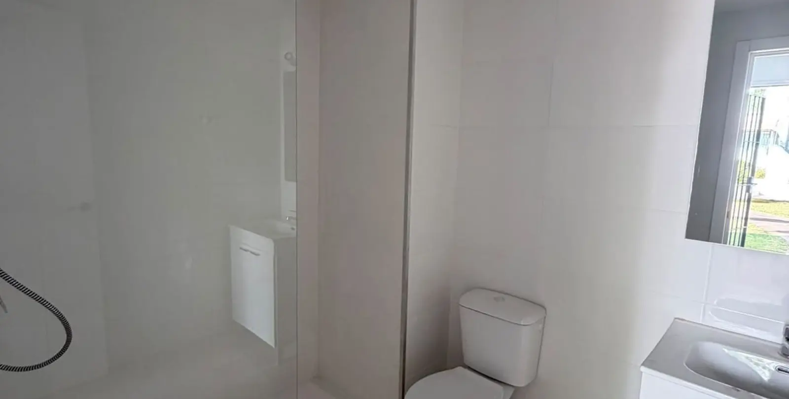 Sale of ground floor apartment in El Paraiso 7