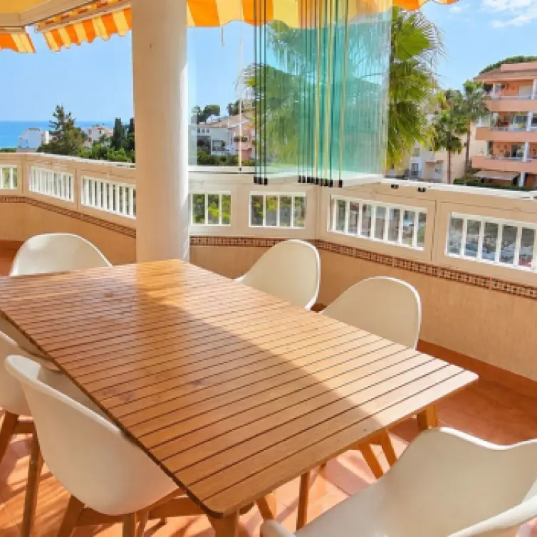 Sale of middle floor apartment in Torreblanca