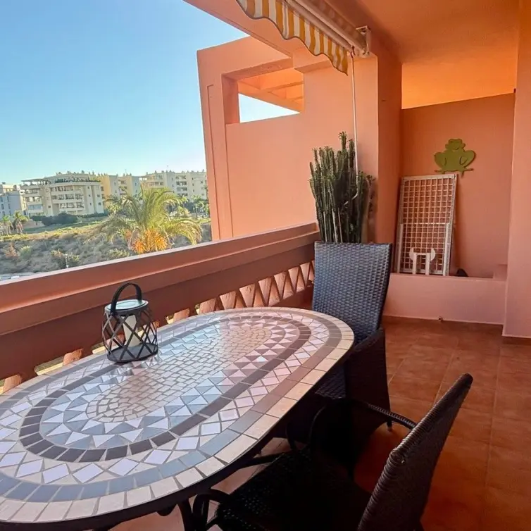 Продажа апартаментов на среднем этаже в Mijas Costa