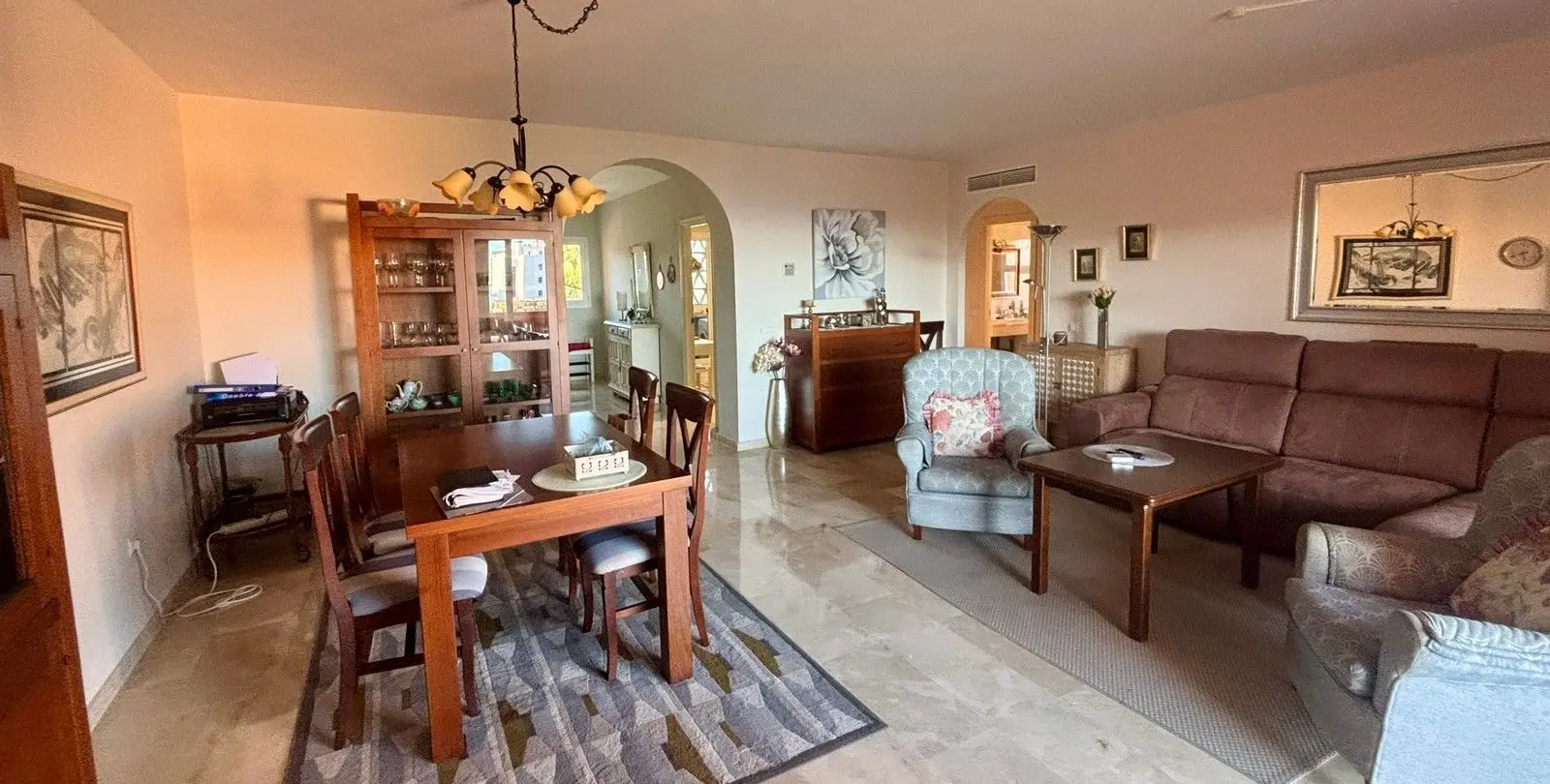 Продажа апартаментов на среднем этаже в Mijas Costa 6