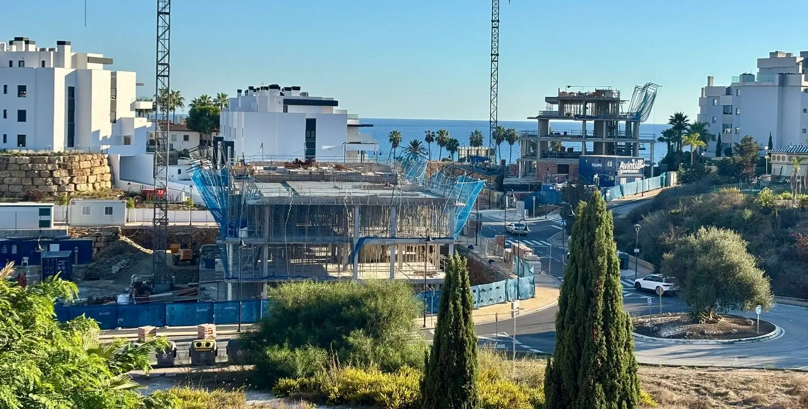 Продажа апартаментов на среднем этаже в Mijas Costa 15