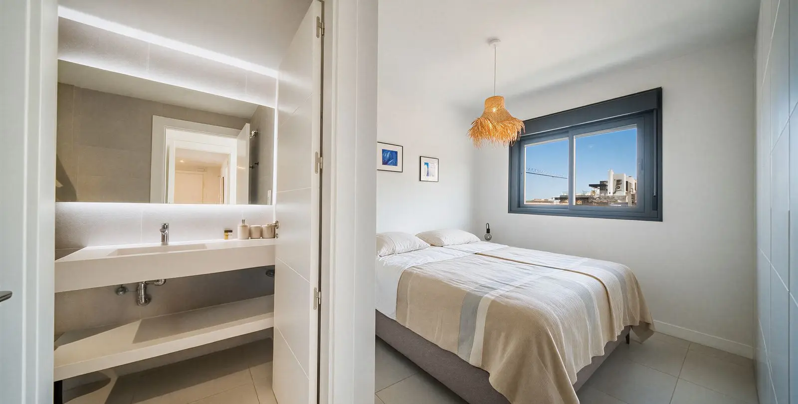 Venta de apartamento en planta media en Calanova Golf 13