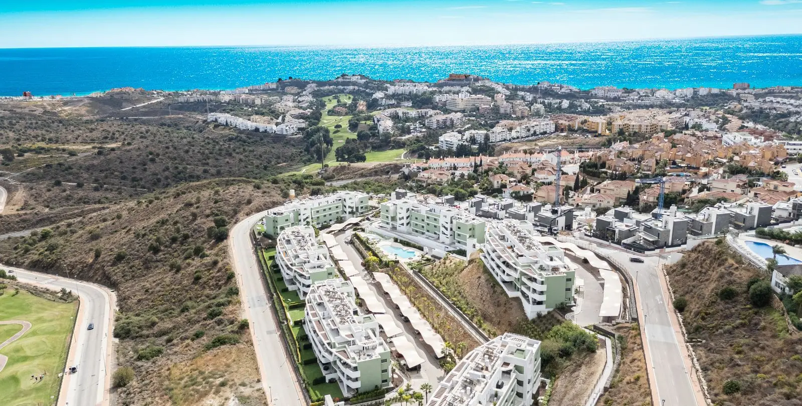 Venta de apartamento en planta media en Calanova Golf 26