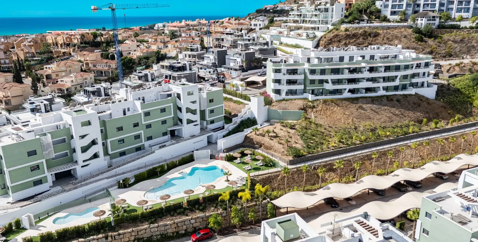 Venta de apartamento en planta media en Calanova Golf 28