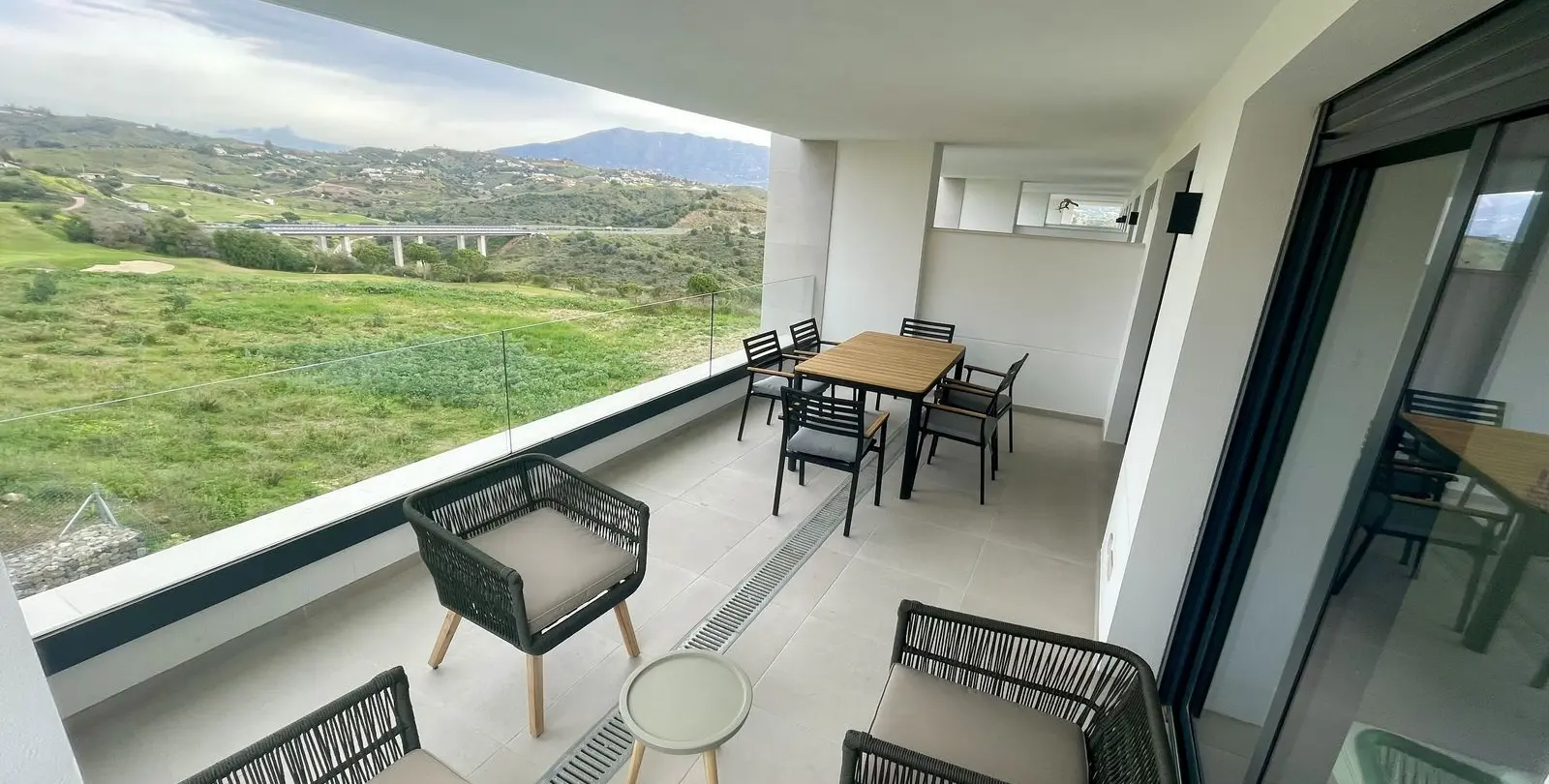 Продажа апартаментов на среднем этаже в La Cala de Mijas 2