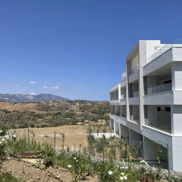 Продажа апартаментов на среднем этаже в La Cala de Mijas