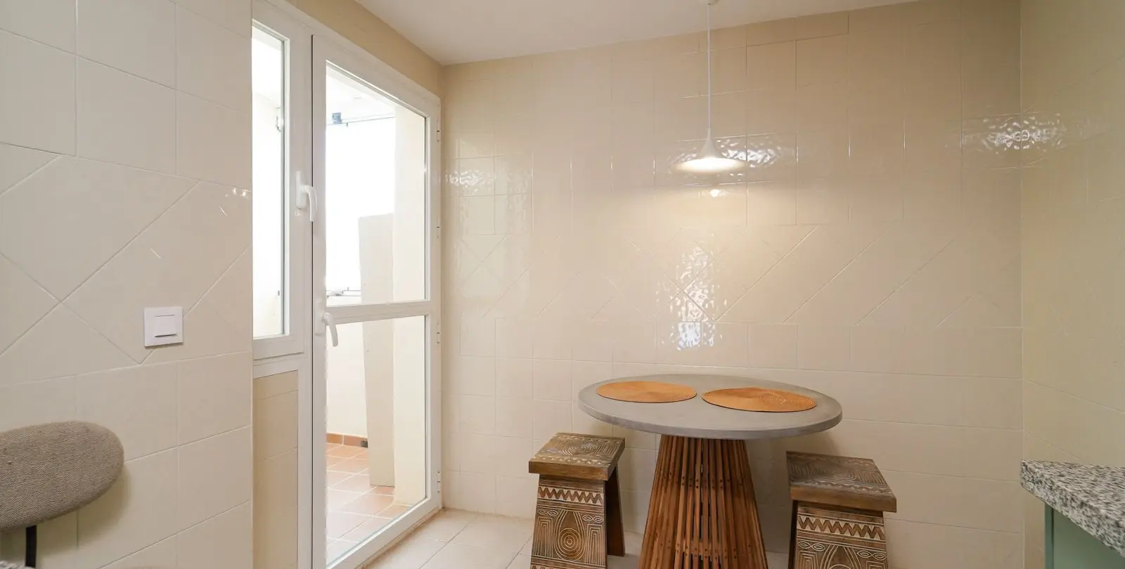 Sale of penthouse in Elviria 21