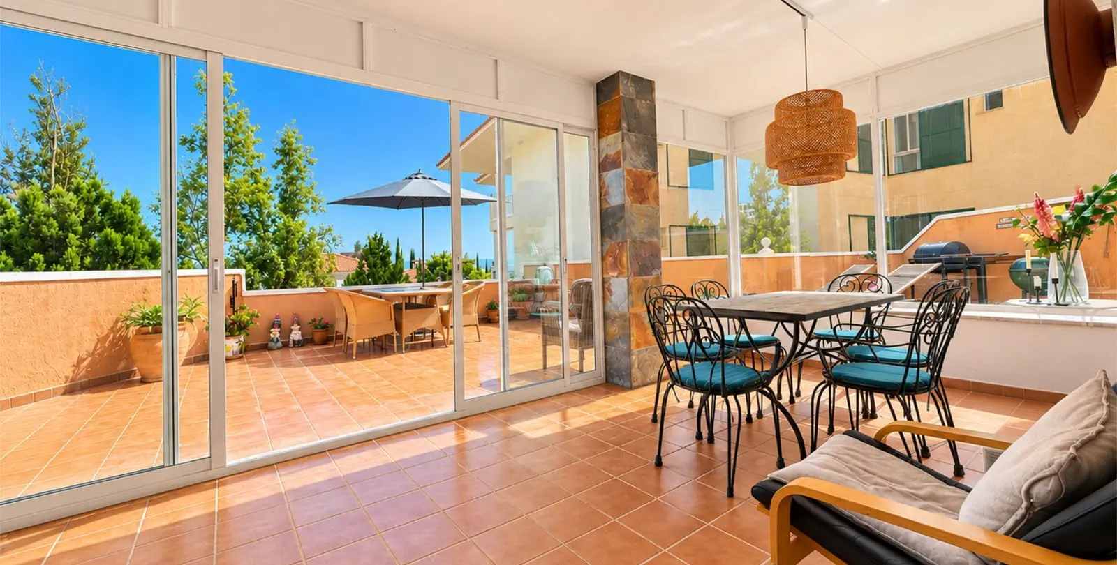 Sale of middle floor apartment in Fuengirola 5