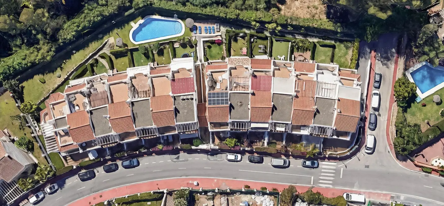 Sale of townhouse in Nueva Andalucía 1