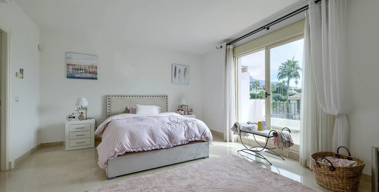 Sale of townhouse in Nueva Andalucía 8