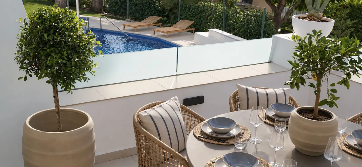 Sale of middle floor apartment in Nueva Andalucía 2