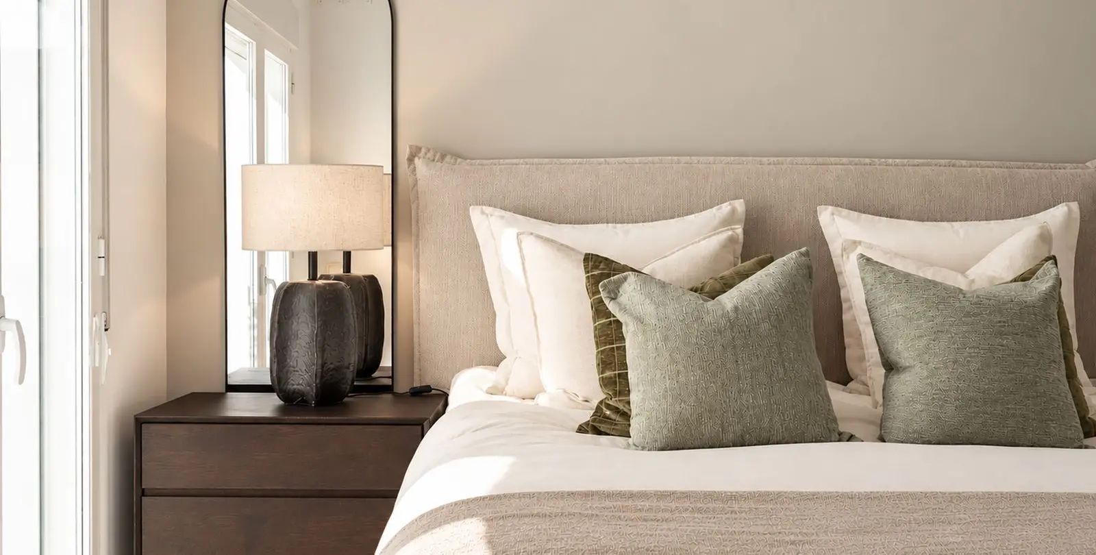Sale of middle floor apartment in Nueva Andalucía 12