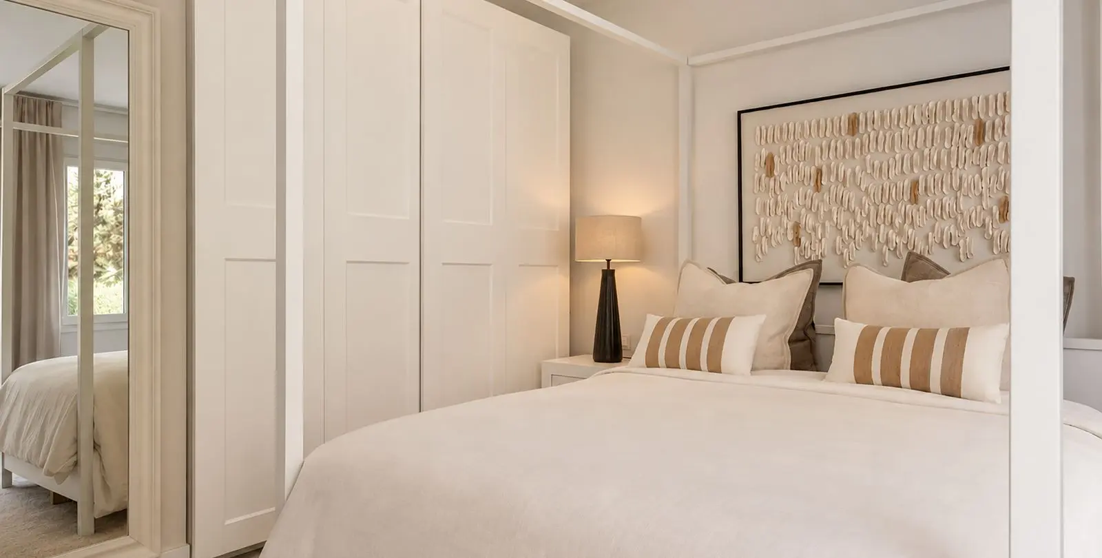 Sale of middle floor apartment in Nueva Andalucía 22